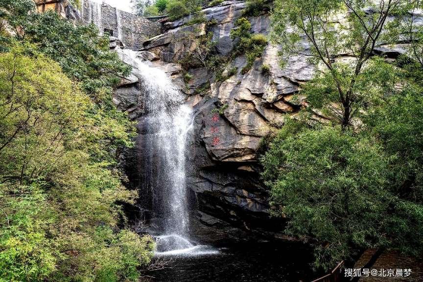 探索未知山峰